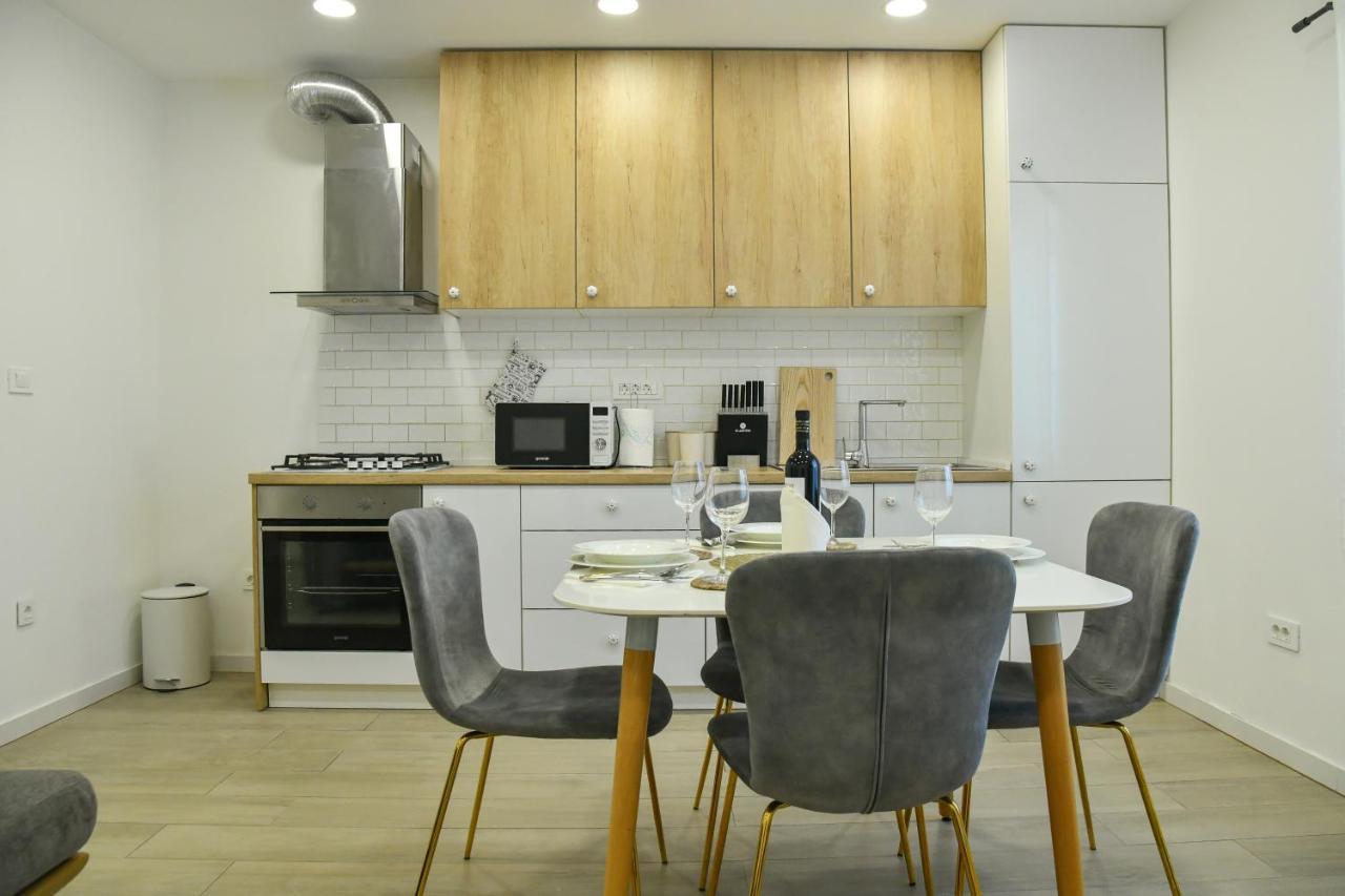 Apartment Maris Sinj Buitenkant foto